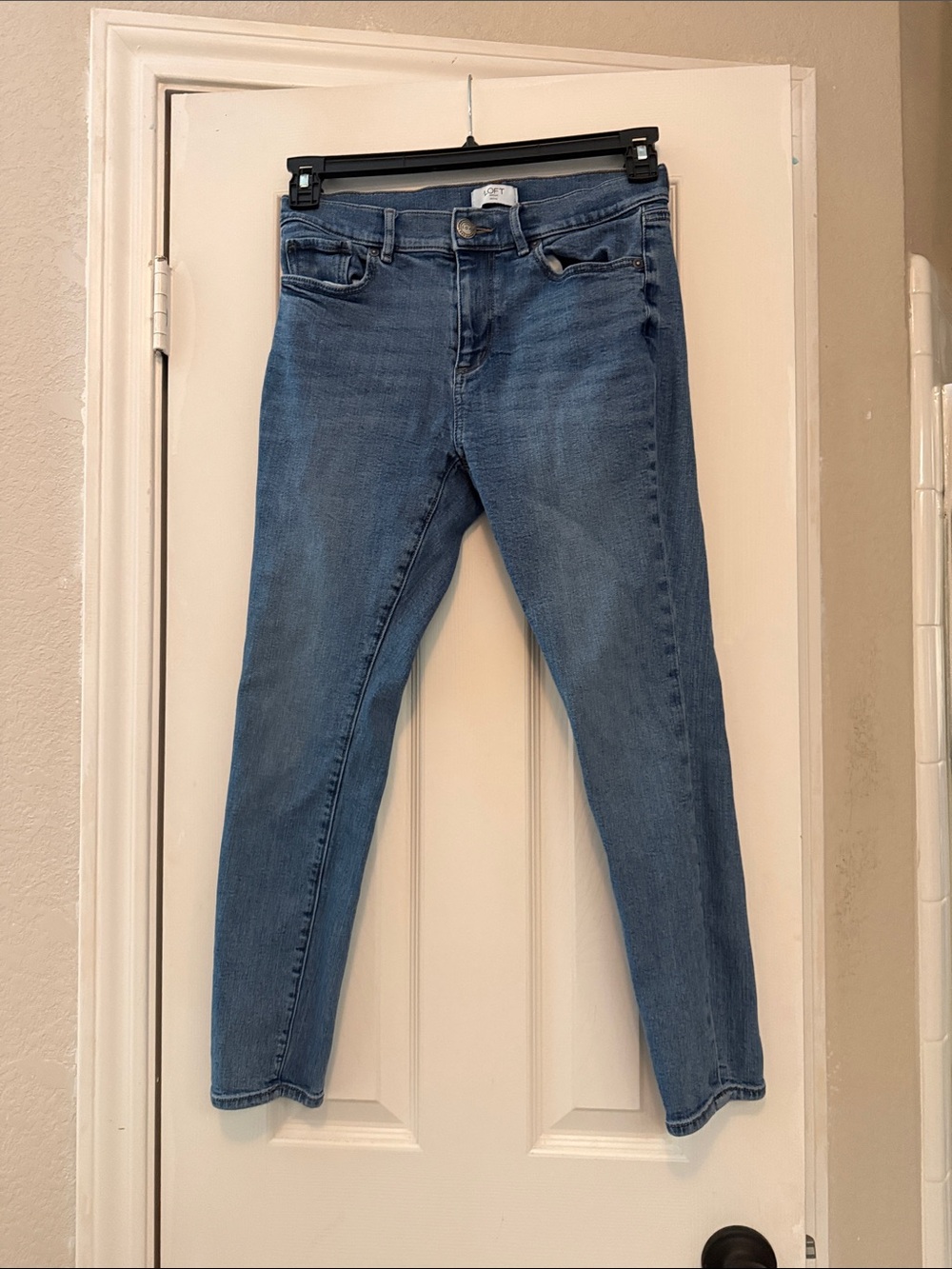 LOFT Mid Blue Women's Skinny Jeans